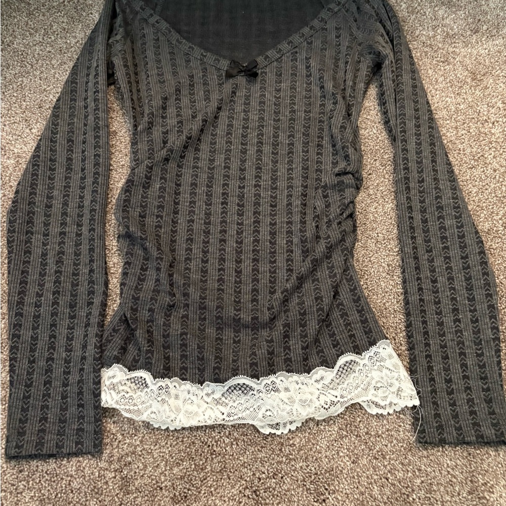 SHEIN Black Lace Trim Long Sleeve Tee